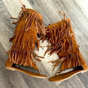 Fringe sandals size 6.5